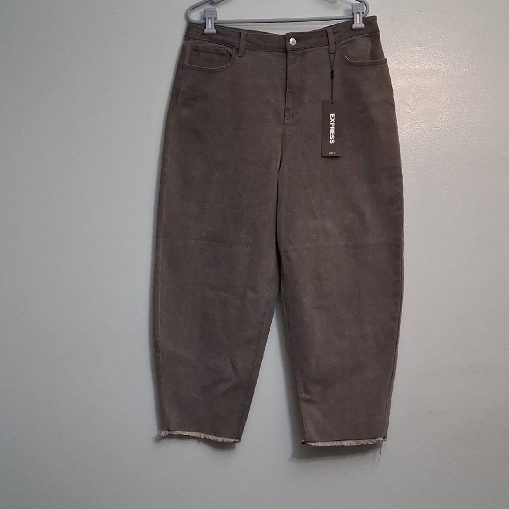 Express size 14 women's gray barrell leg high-rise denim jeans with frayed hem.